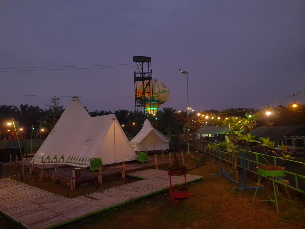 Ciawitali Glamping Hotel Cibitung Dua Buitenkant foto