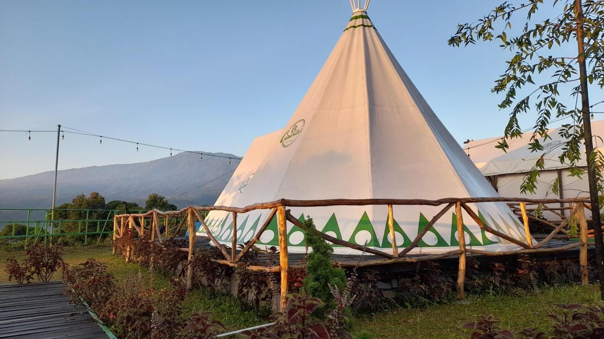 Ciawitali Glamping Hotel Cibitung Dua Buitenkant foto