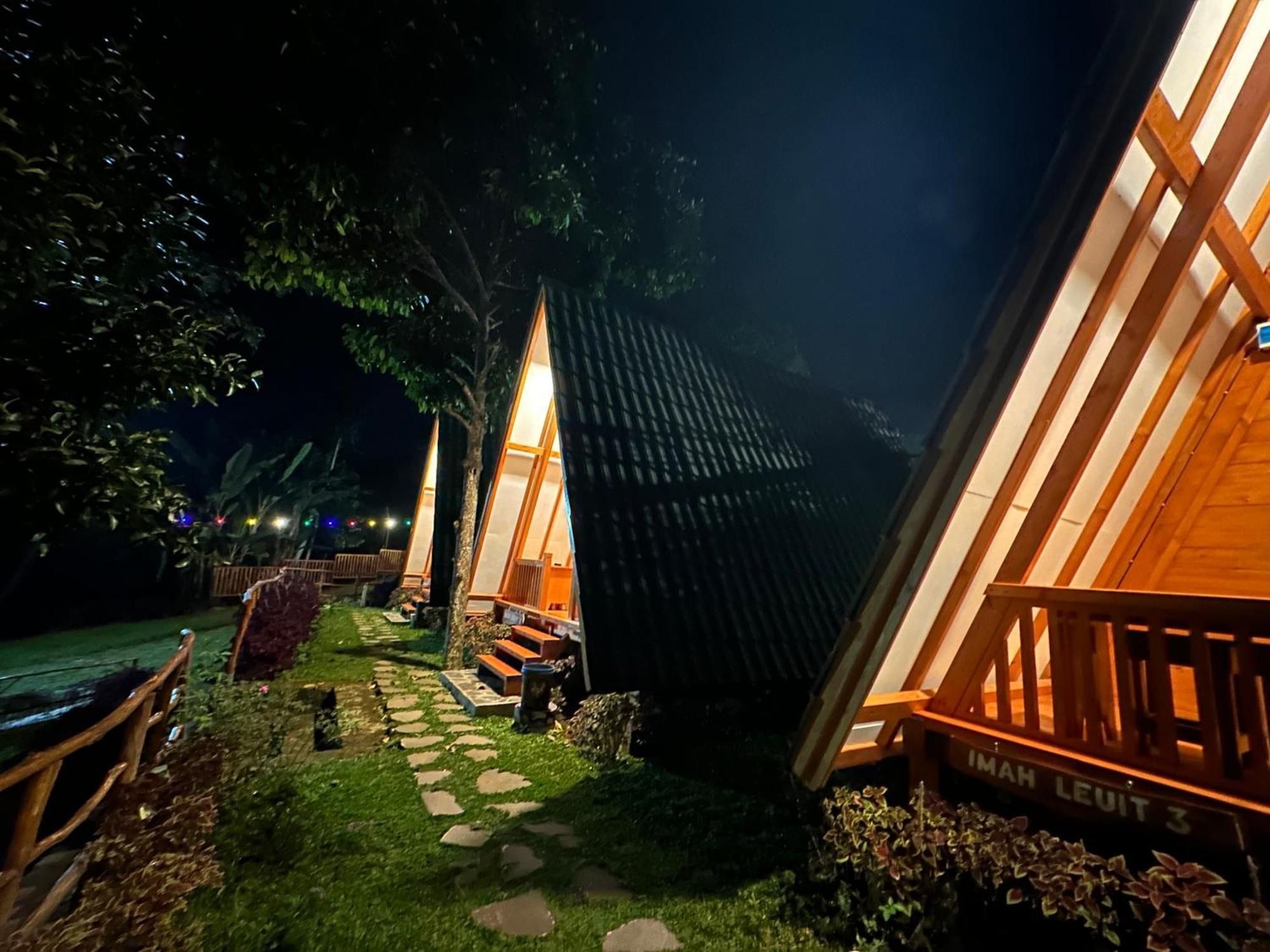 Ciawitali Glamping Hotel Cibitung Dua Buitenkant foto